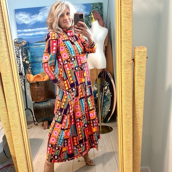 VTG 60’s,Button-Front,High Tie-neck CocktailLounge Dress,Vibrant,POCKETS, Size M - Picture 1 of 9